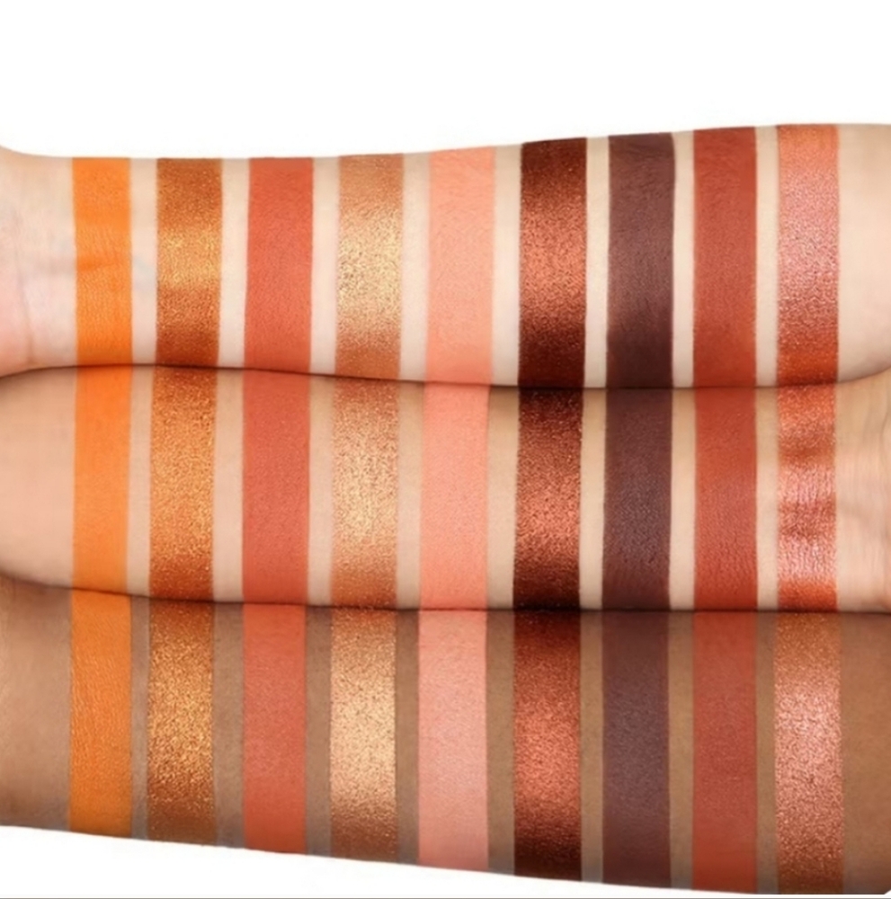 NIB $32 Huda Beauty Obsessions Eyeshadow Palette 9 Shades - Picture 5 of 10